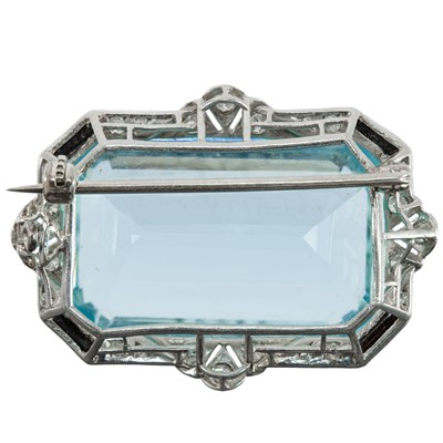Lot 108 - An impressive Art Deco large aquamarine and diamond demi-parure.