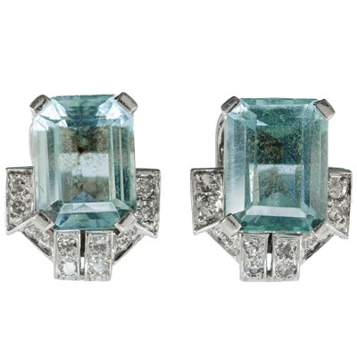 Lot 108 - An impressive Art Deco large aquamarine and diamond demi-parure.