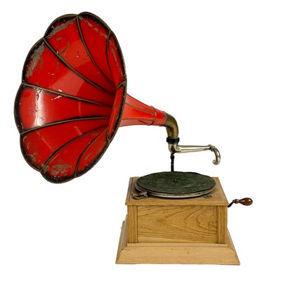 Lot 3 - Early 20th Century Gramophone.