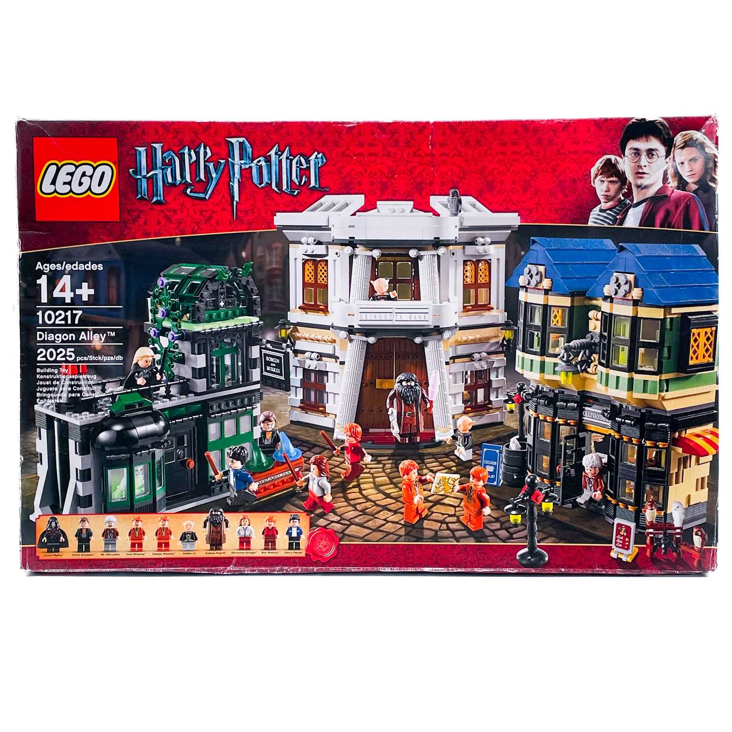 Lot 822 - Lego - Harry Potter - Diagon Alley model 10217