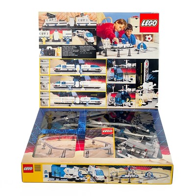 Lot 828 - Lego - Space Trak monorail set 6990 plus extra set 6921