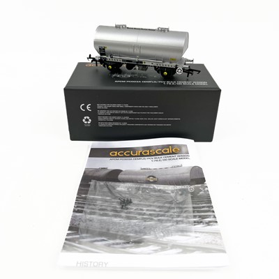 Lot 590 - Accurascale "00" PCV Bulk Cement Wagons triple packs (x3) plus single i.e. 10 wagons