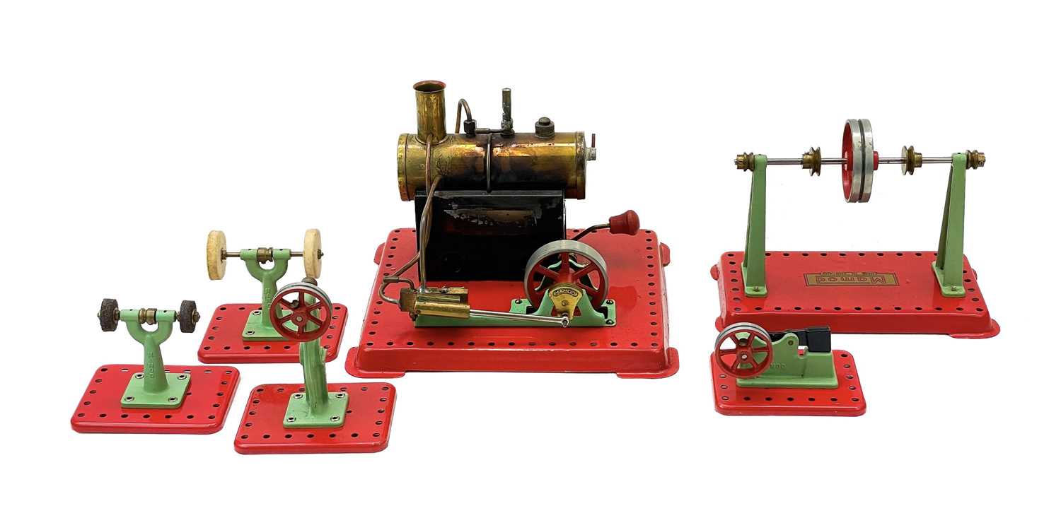 Lot 871 - Mamod Stationary Engine etc.