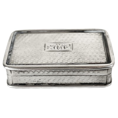 Lot 257 - A George III silver vinaigrette by Nathaniel Mills.