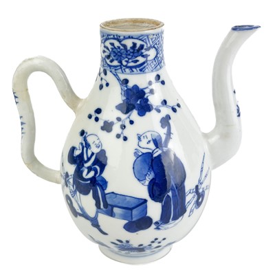 Lot 1182 - A Chinese blue and white porcelain wine ewer, Qianlong period.