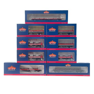 Lot 607 - Bachmann BR Rail freight livery era "00" wagons (x18)