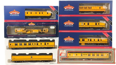 Lot 620 - Bachmann / Hornby / Dapol / Flangeway etc. yellow motorised tamper and engineers vehicles (x16)