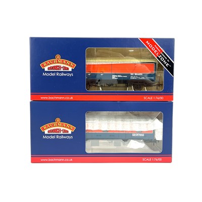 Lot 620 - Bachmann, Hornby, Dapol blue / red livery Research / Laboratory etc vehicles (x12)