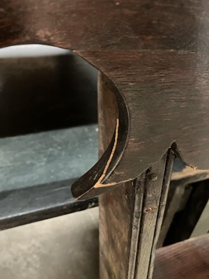 Lot 234 - An oak delft rack.