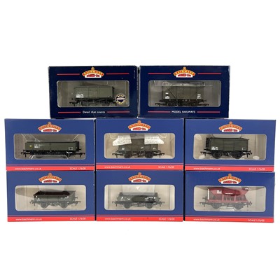 Lot 620 - Bachmann "00" Departmental Vans and Open Wagons (x15)