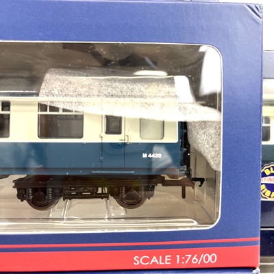 Lot 623 - Bachmann boxed "00" BR MK1 blue & grey livery coaches (x10)
