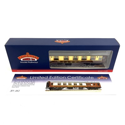 Lot 624 - Hornby Bachmann Pullman Carriages (x8)