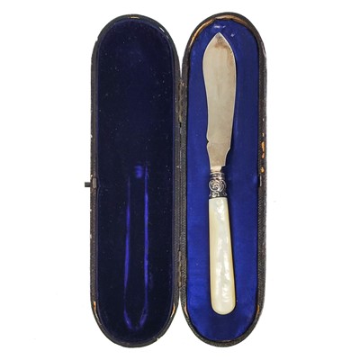 Lot 169 - A Victorian silver-bladed butter knife with a mother-of-pearl handle by George Unite.