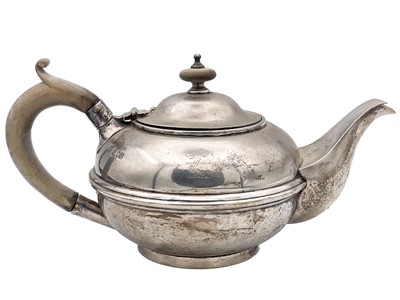 Lot 115 - A George V silver ovoid teapot S W Smith & Co.