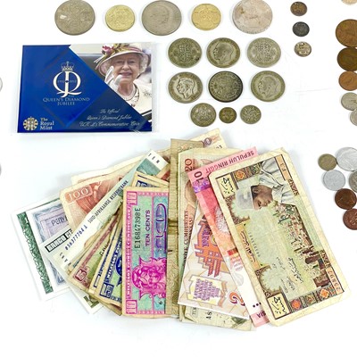 Lot 121 - GB silver, GB decimal and world coins / banknotes