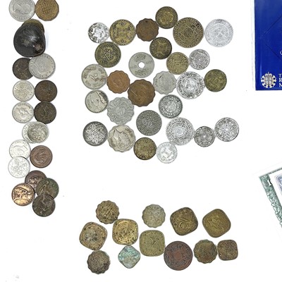 Lot 121 - GB silver, GB decimal and world coins / banknotes