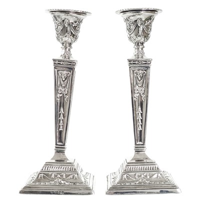 Lot 198 - A pair of modern silver Neo-Classical style candlesticks by D J Silver.