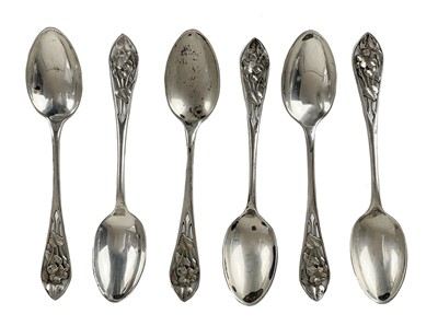 Lot 185 - A George V silver set of six teaspoons by Joseph Rodgers & Sons.