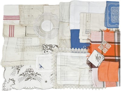 Lot 201 - Various table linens and textiles