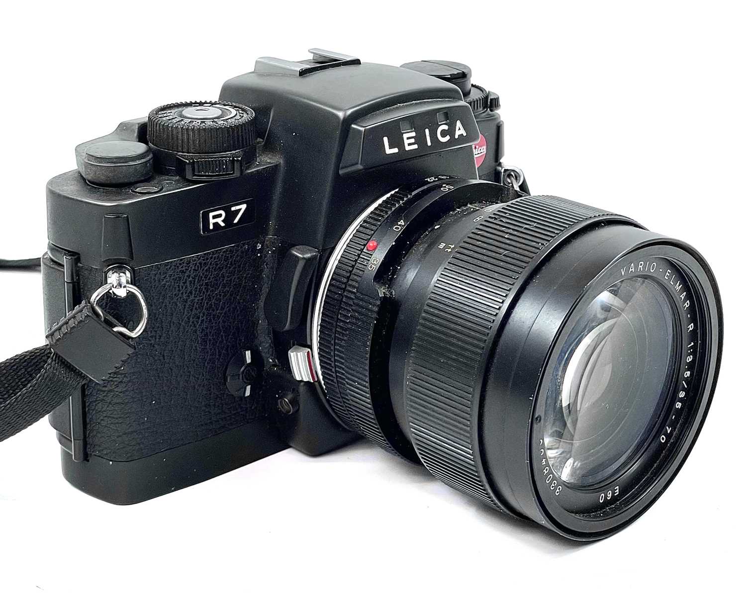 Lot 330 - A Leica R4 SLR Camera Lot 330 - A Leica R4 SLR Camera