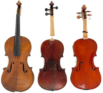 Lot 54 - An early 20th century violin.