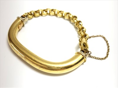 Lot 2506 - An Italian 18ct gold bracelet by Sidra 20gm