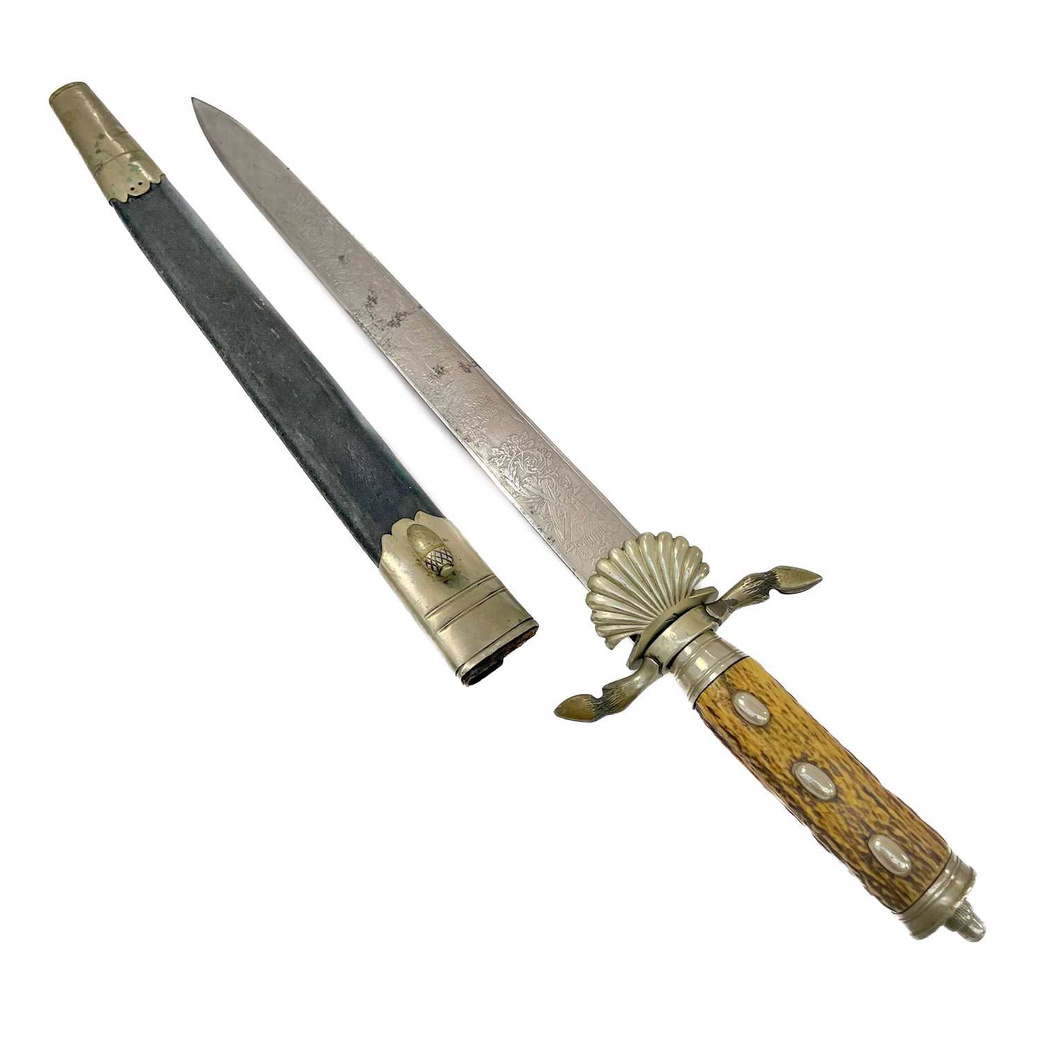 Lot 163 - A 20th century German hunting dagger.