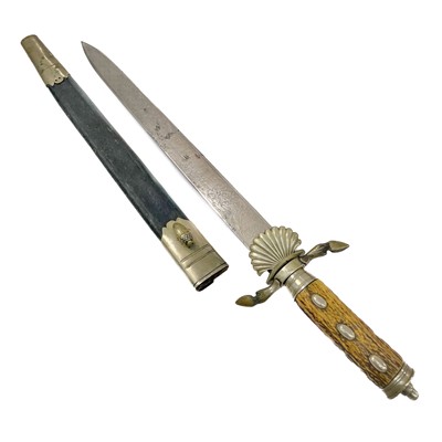 Lot 163 - A 20th century German hunting dagger.