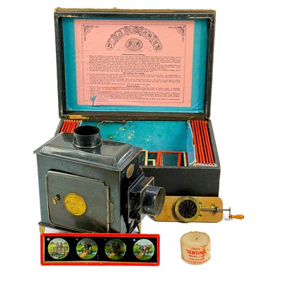 Lot 141 - The Standard Magic Lantern.