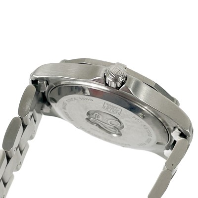 Lot 197 - A Tag Heuer Aquaracer gentleman's stainless steel quartz bracelet wristwatch, ref. WAF1110.