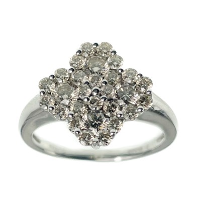 Lot 148 - A modern 18ct white gold diamond cluster ring.