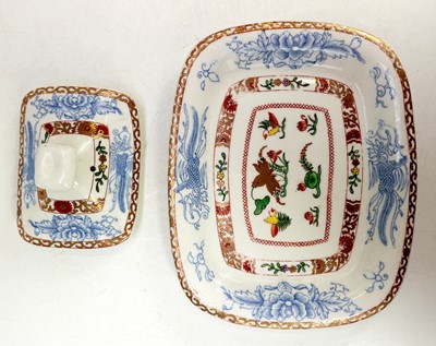 Lot 545 - A Spode teapot, cover and stand.