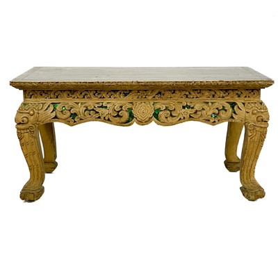 Lot 1419 - A carved and painted wood centre table in Chinese export style, 20th century.