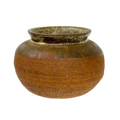 Lot 357 - Janet LEACH (1918-1997)