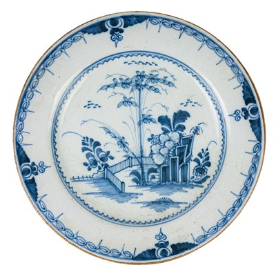 Lot 171 - An English Delft blue and white plate.