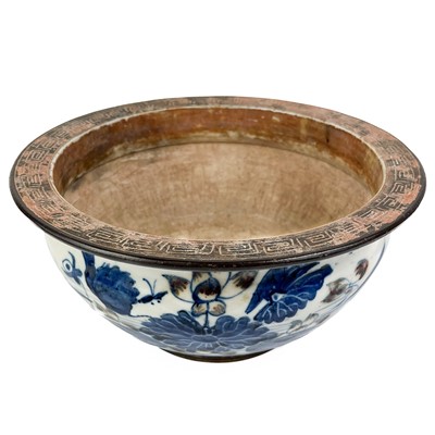 Lot 1156 - A Chinese pottery jardiniere, circa 1900.