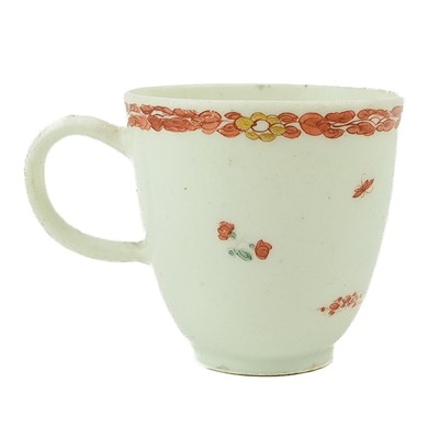 Lot 560 - A pair of Bow Kakiemon palette two Quail pattern coffee cups.