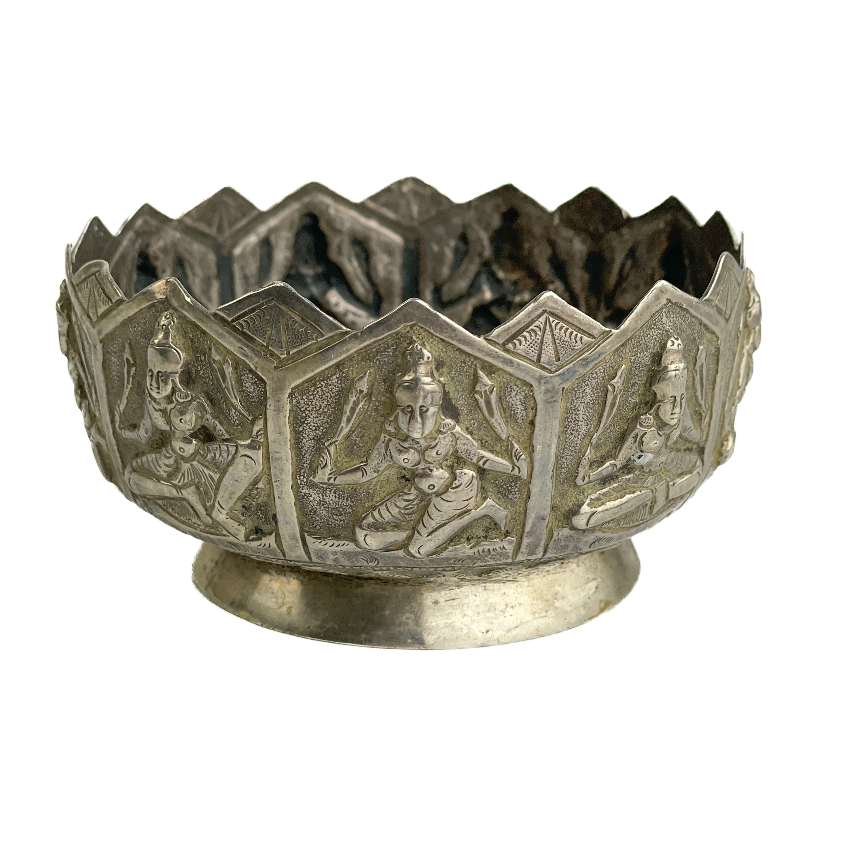 Lot 95 - A 19th century Indian Swami silver rice bowl.
