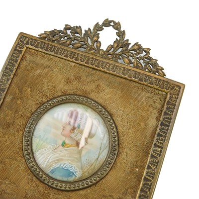 Lot 70 - A 19th century miniature portrait.