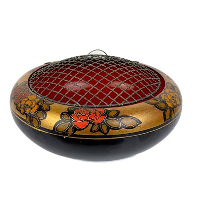 Lot 1227 - A Japanese lacquered rose bowl, early 20th century.