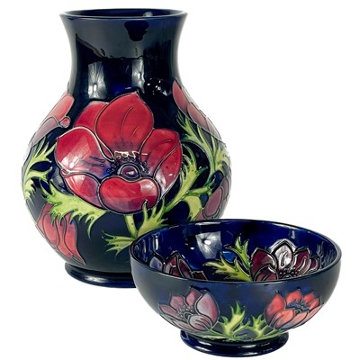 Lot 582 - A Moorcroft Pottery Anemone vase.