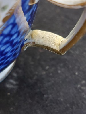 Lot 411 - A Worcester blue scale tea cup.
