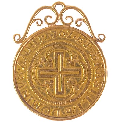 Lot 95 - A replica 400 Reis 1767 gold pendant mounted coin.