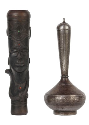 Lot 124 - An Indian black stone Chillum pipe, early 20th century.