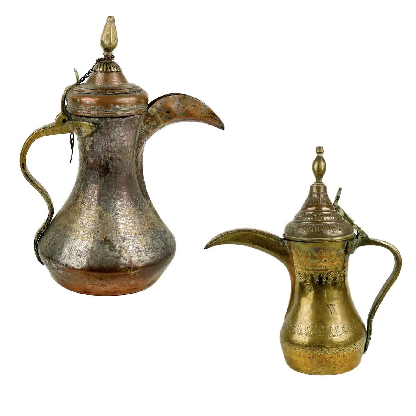 Lot 159 - A tinned copper dallah pot, Saudi Arabia,