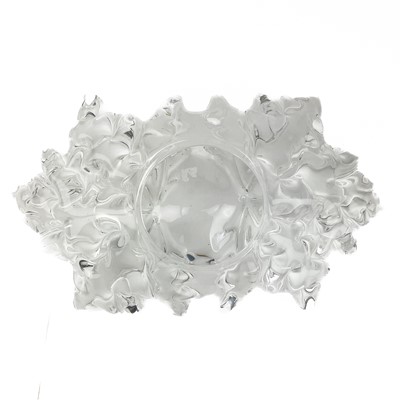 Lot 607 - A Lalique Champs Elysees oak leaf design bowl.