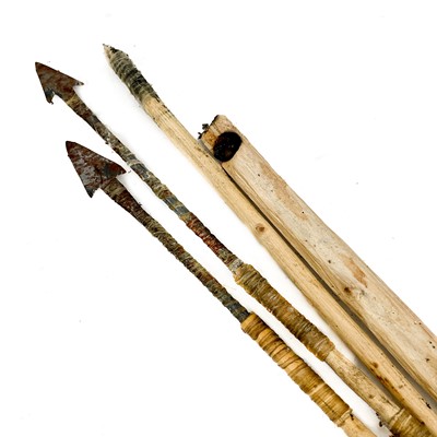 Lot 139 - A collection of African tribal hunting implements.