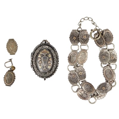 Lot 115 - A Victorian silver locket and book-link choker, the choker converted to a bracelet.