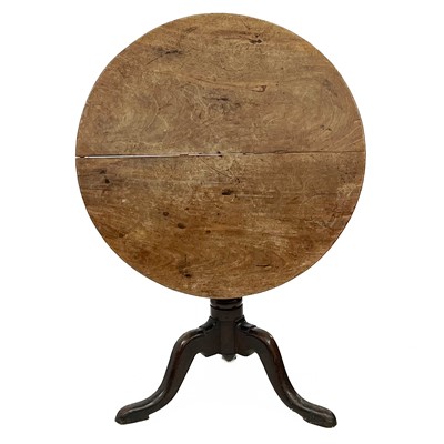 Lot 628 - A George III mahogany tripod table.