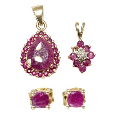 Lot 378 - A selection of 9ct ruby set jewellery.